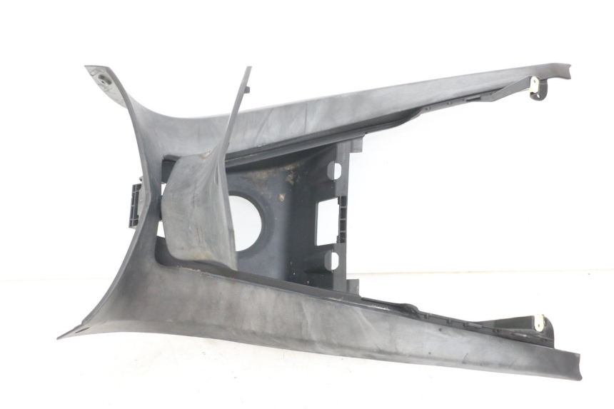 photo de CARENAGE RESERVOIR PEUGEOT GEOPOLIS RS 125 (2007 - 2009) - Zoom état d’usage