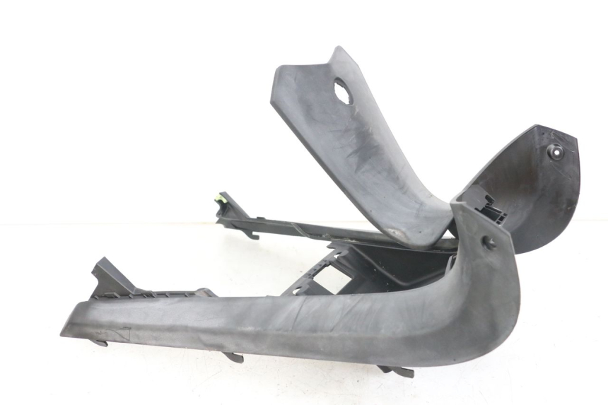 photo de CARENAGE RESERVOIR PEUGEOT GEOPOLIS RS 125 (2007 - 2009) - Vue d’ensemble