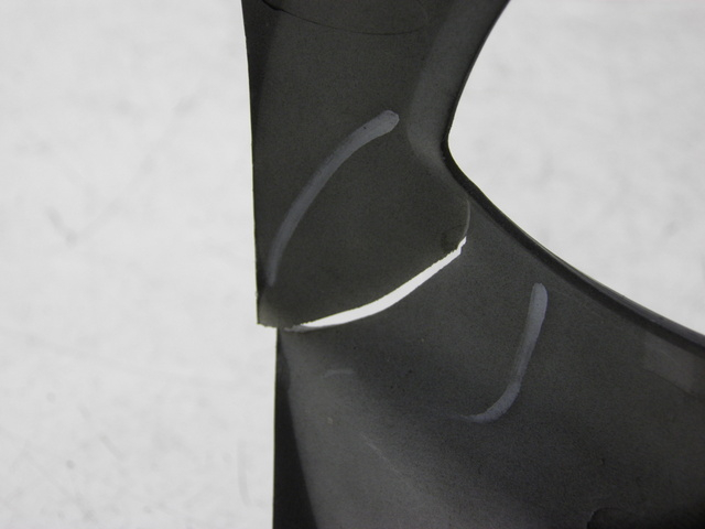 photo de CARENAGE RESERVOIR HONDA FES PANTHEON 125 (2003 - 2007) - Photo complémentaire