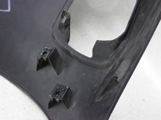 photo de CARENAGE RESERVOIR HONDA FES PANTHEON 125 (2003 - 2007) - Inspection visuelle