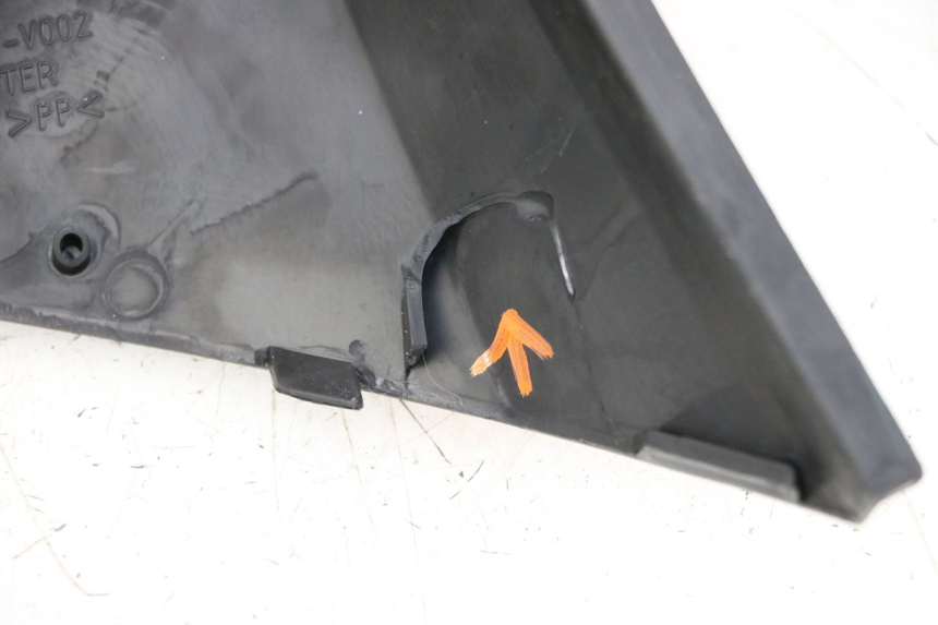 photo de CARENAGE RESERVOIR HONDA PCX (JF57/JF64) 125 (2014 - 2018) - Détail de la pièce