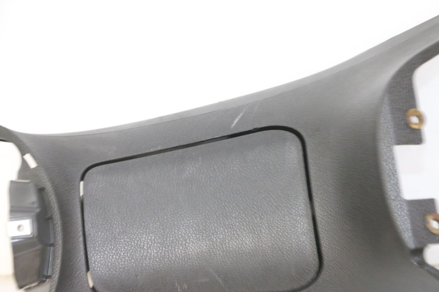 photo de CARENAGE RESERVOIR PIAGGIO IE MP3 YOURBAN 300 (2011 - 2016) - Zoom état d’usage