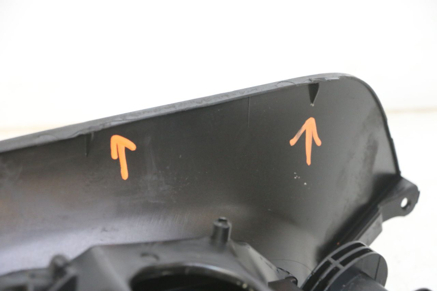 photo de CARENAGE RESERVOIR PIAGGIO IE MP3 YOURBAN 300 (2011 - 2016) - État de surface