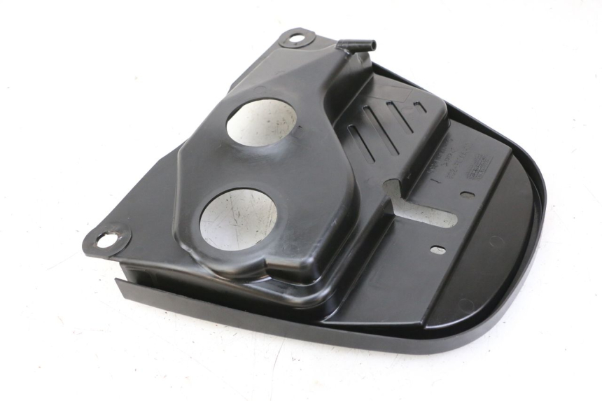 photo de CARENAGE RESERVOIR MBK OVETTO ONE 2T 50 (2013 - 2017) - Zoom état d’usage