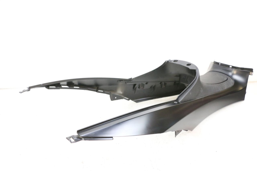 photo de CARENAGE RESERVOIR PIAGGIO MP3 HPE 350 (2018 - 2020) - Aperçu profil