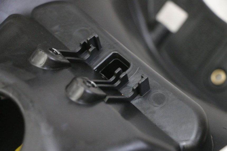 photo de CARENAGE RESERVOIR PIAGGIO MP3 LT 300 (2010 - 2016) - Vue produit