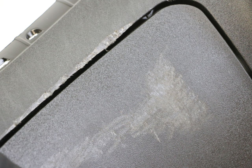 photo de CARENAGE RESERVOIR PIAGGIO MP3 500 (2014 - 2017) - Détail de la pièce