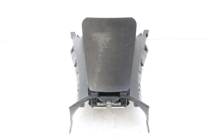 photo de CARENAGE RESERVOIR PIAGGIO MP3 500 (2014 - 2017) - État de surface