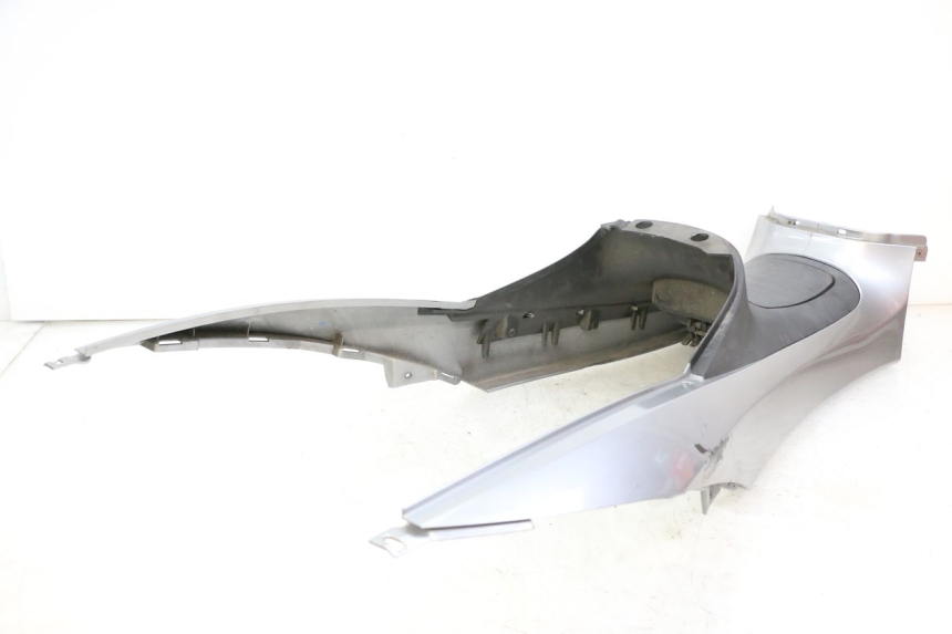 photo de CARENAGE RESERVOIR PIAGGIO MP3 500 (2014 - 2017) - Zoom composants