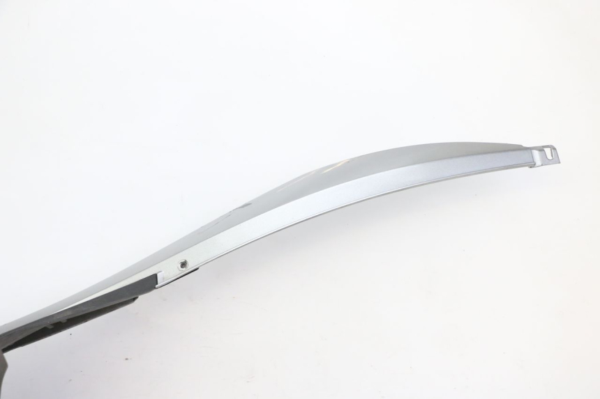 photo de CARENAGE RESERVOIR PIAGGIO MP3 500 (2014 - 2017) - Angle alternatif