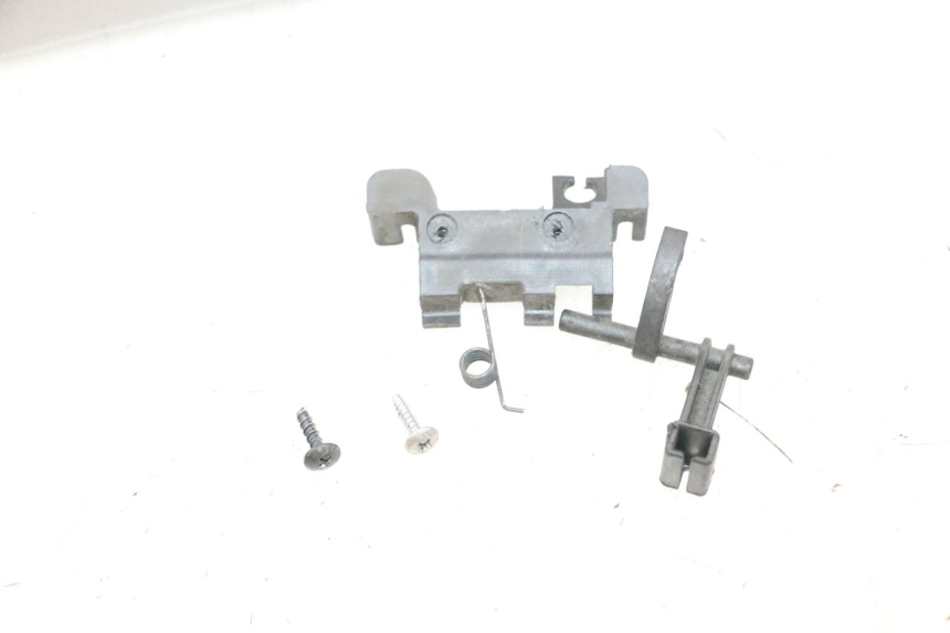 photo de CARENAGE RESERVOIR PIAGGIO MP3 500 (2014 - 2017) - Zoom état d’usage