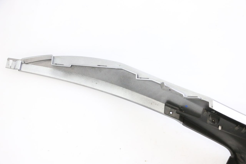 photo de CARENAGE RESERVOIR PIAGGIO MP3 500 (2014 - 2017) - Pièce contrôlée