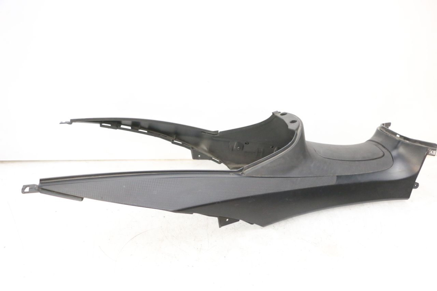 photo de CARENAGE RESERVOIR PIAGGIO MP3 500 (2016 - 2018) - Marquages et références