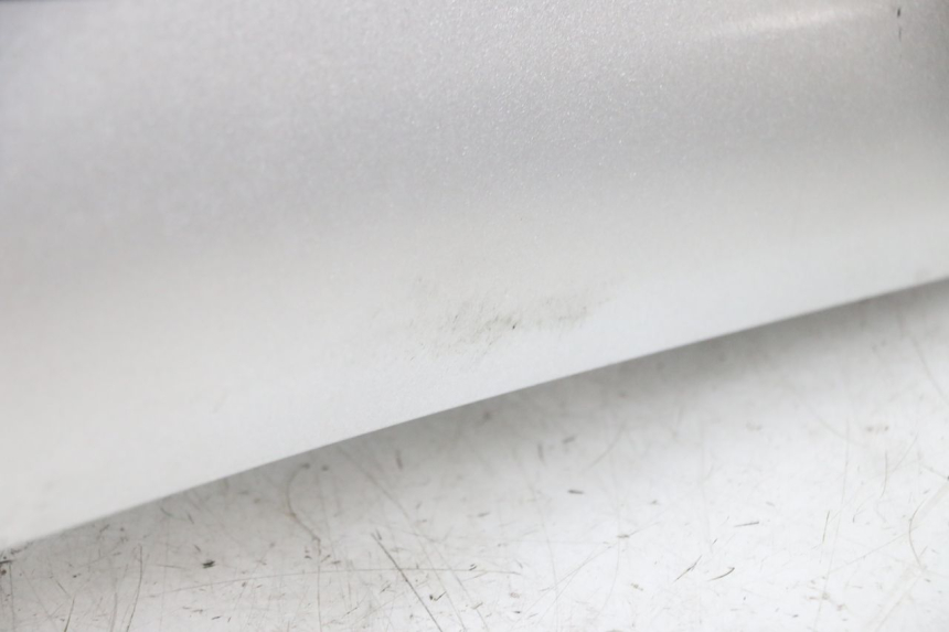 photo de CARENAGE RESERVOIR PIAGGIO MP3 RL 250 (2006 - 2010) - Pièce contrôlée