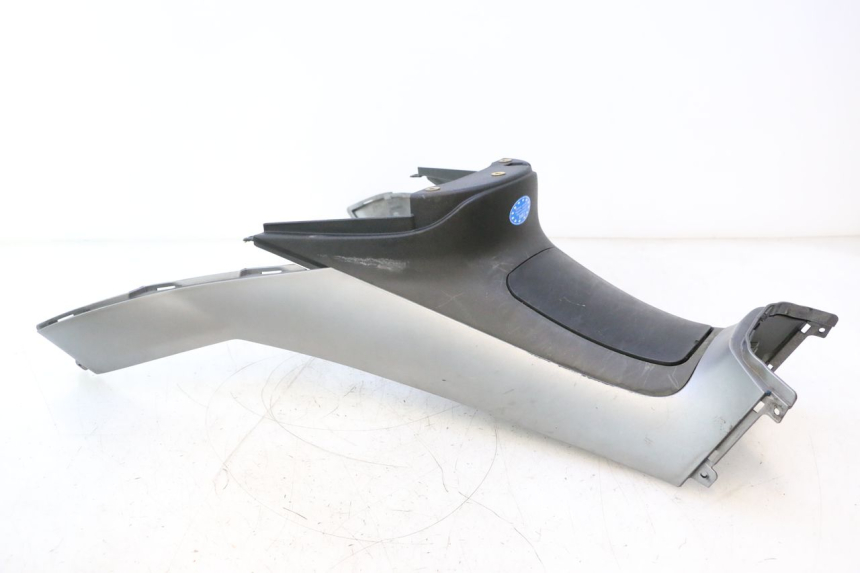photo de CARENAGE RESERVOIR PIAGGIO MP3 125 (2006 - 2014) - Zoom qualité