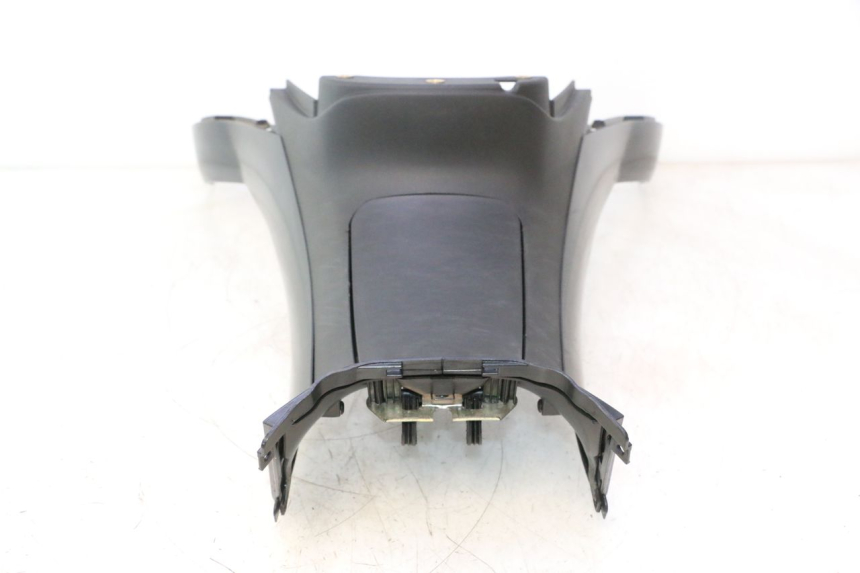 photo de CARENAGE RESERVOIR PIAGGIO MP3 500 (2011 - 2015) - Vue rapprochée