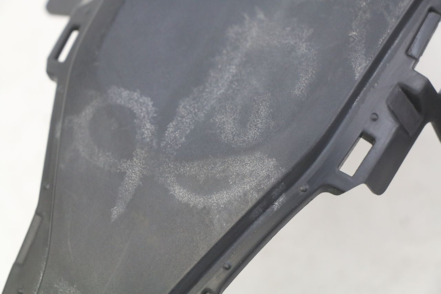 photo de CARENAGE RESERVOIR YAMAHA MT-07 MT07 700 (2018 - 2020) - Gros plan technique