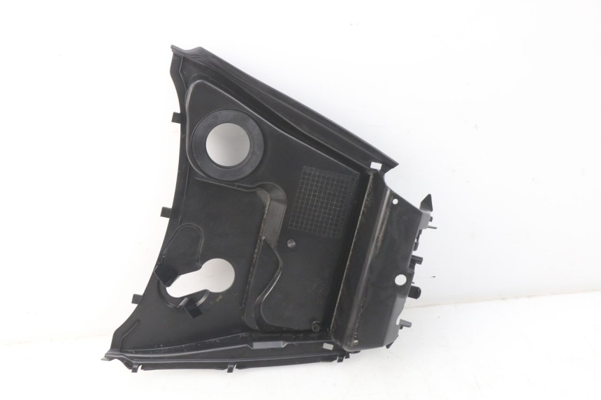 photo de CARENAGE RESERVOIR MBK MW TRYPTIK 125 (2017 - 2022) - Détail de la pièce