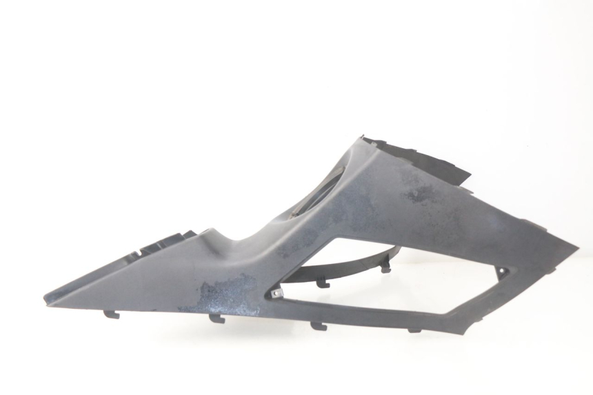 photo de CARENAGE RESERVOIR GILERA NEXUS 125 (2009 - 2013) - Points de fixation