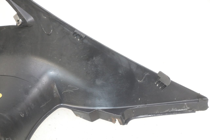 photo de CARENAGE RESERVOIR GILERA NEXUS 125 (2007 - 2009) - Points de fixation