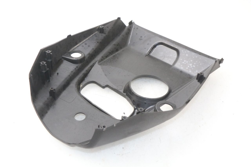 photo de CARENAGE RESERVOIR SYM ORBIT 2 4T 50 (2018 - 2022) - Zoom état d’usage