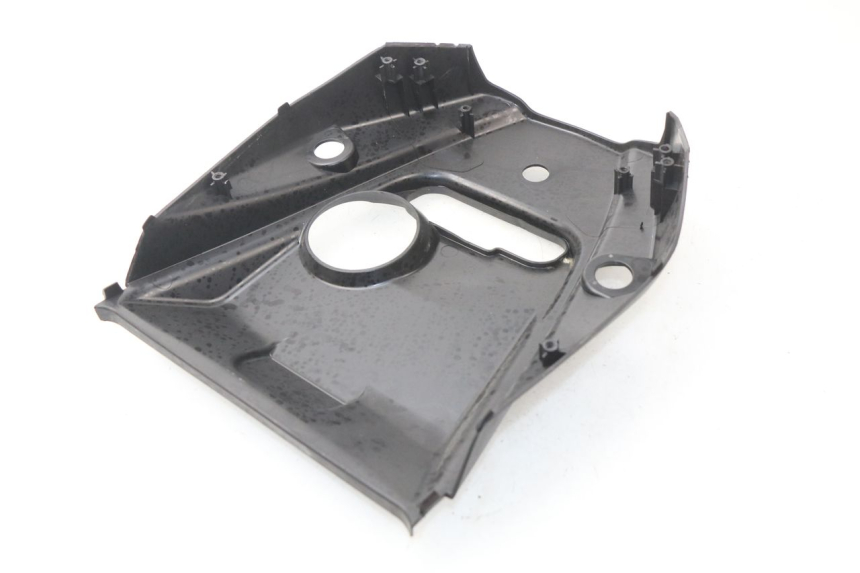 photo de CARENAGE RESERVOIR SYM ORBIT 2 4T 50 (2018 - 2022) - Autre angle de vue