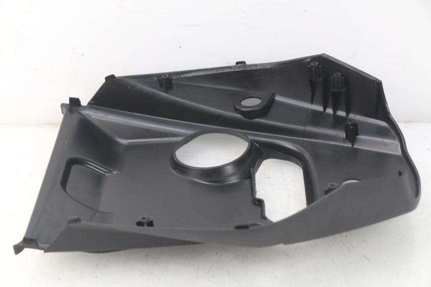 photo de CARENAGE RESERVOIR SYM ORBIT 2 4T 50 (2018 - 2022) - État de surface