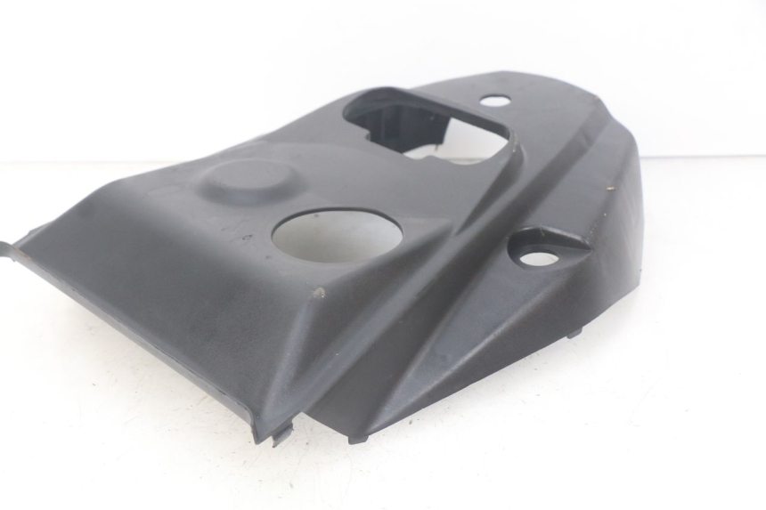 photo de CARENAGE RESERVOIR SYM ORBIT 2 4T 50 (2008 - 2017) - Gros plan technique