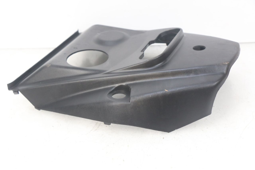 photo de CARENAGE RESERVOIR SYM ORBIT 2 4T 50 (2008 - 2017) - État de surface