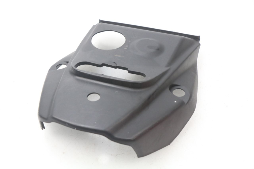 photo de CARENAGE RESERVOIR SYM ORBIT 2 50 (2008 - 2014) - Gros plan technique