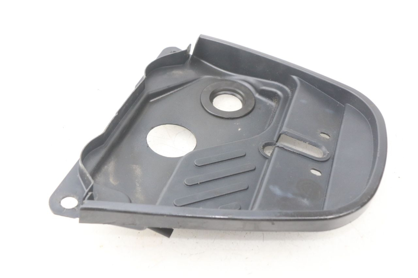 photo de CARENAGE RESERVOIR MBK OVETTO 2T 50 (2007 - 2017) - Autre angle de vue