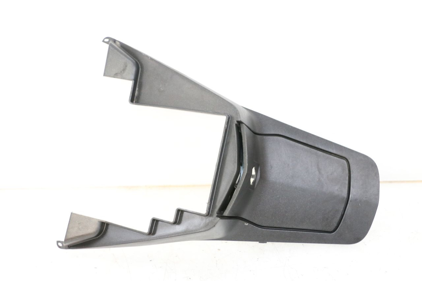 photo de CARENAGE RESERVOIR PEUGEOT SATELIS 125 (2013 - 2018) - Autre angle de vue