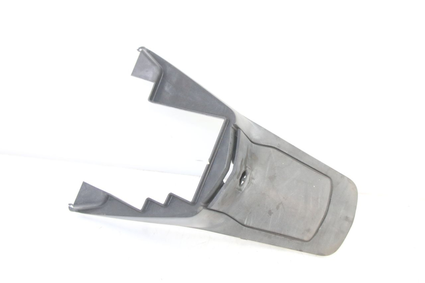 photo de CARENAGE RESERVOIR PEUGEOT SATELIS 250 (2006 - 2012) - Gros plan technique