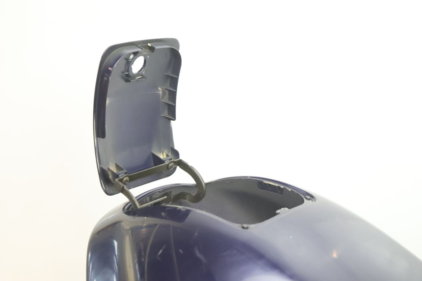 photo de CARENAGE RESERVOIR HONDA ST PAN EUROPEAN 1100 (1990 - 2002) - Zoom composants