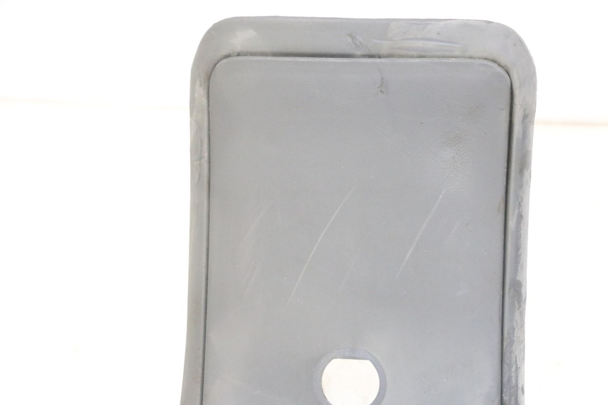 photo de CARENAGE RESERVOIR PIAGGIO SUPER LX 125 (2000 - 2003) - Zoom état d’usage