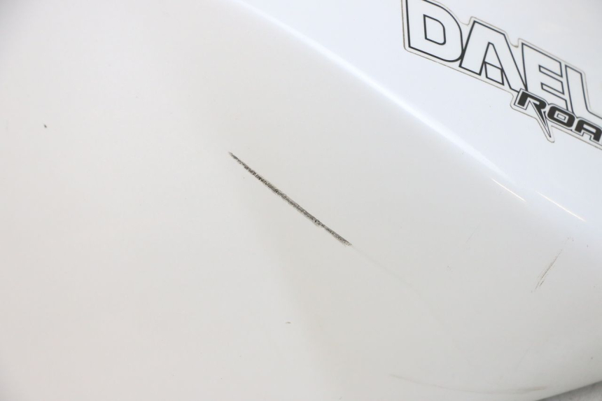 photo de CARENAGE RESERVOIR DAELIM VJ ROADWIN FI 125 (2008 - 2017) - Vue d’ensemble