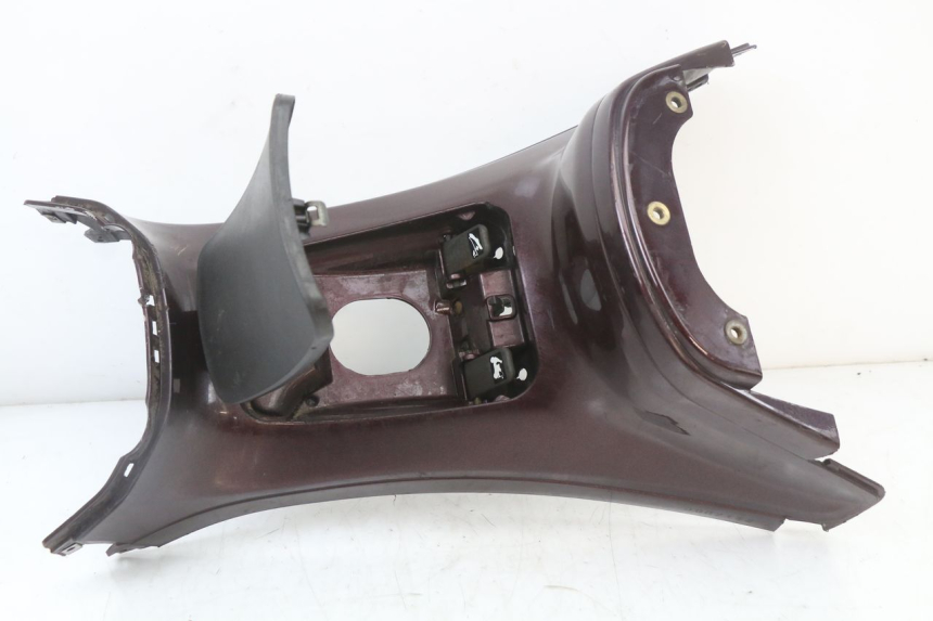 photo de CARENAGE RESERVOIR PIAGGIO X8 125 (2004 - 2007) - Zoom état d’usage