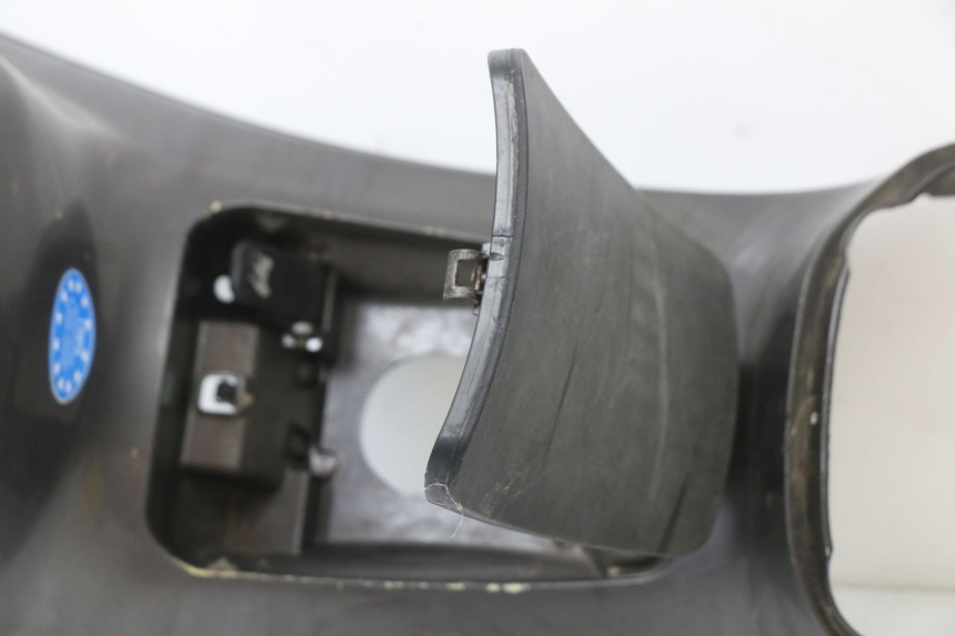 photo de CARENAGE RESERVOIR PIAGGIO XEVO - X EVO 125 (2007 - 2017) - Vue d’ensemble