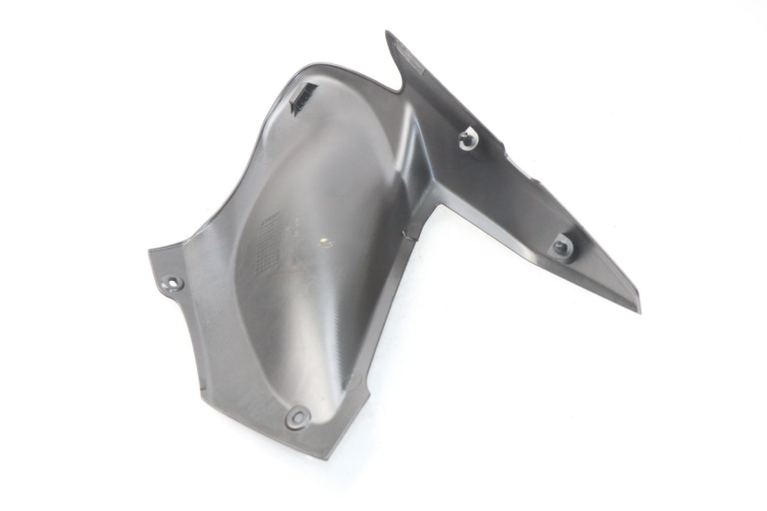 photo de CARENAGE RESERVOIR KAWASAKI Z Z900 900 (2017 - 2019) - Vue rapprochée