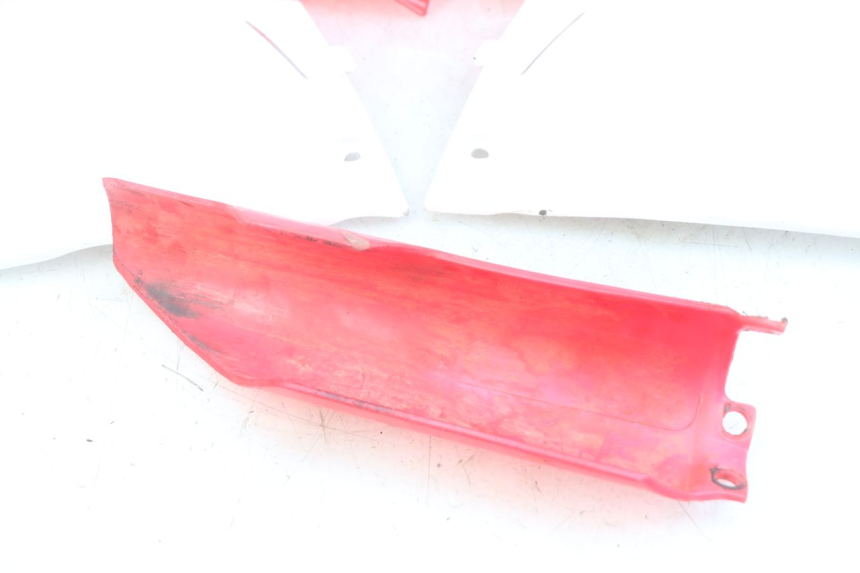 photo de CARROSSERIE CARENAGE COMPLET HONDA CR 125 (1995 - 1997) - Focus structure