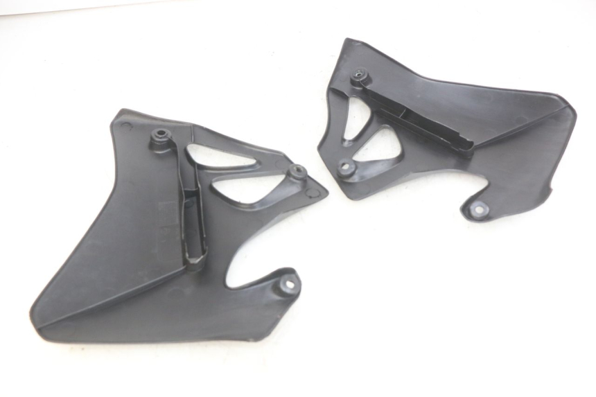 photo de CARROSSERIE CARENAGE COMPLET HONDA CR 125 (1995 - 1997) - Zoom état d’usage