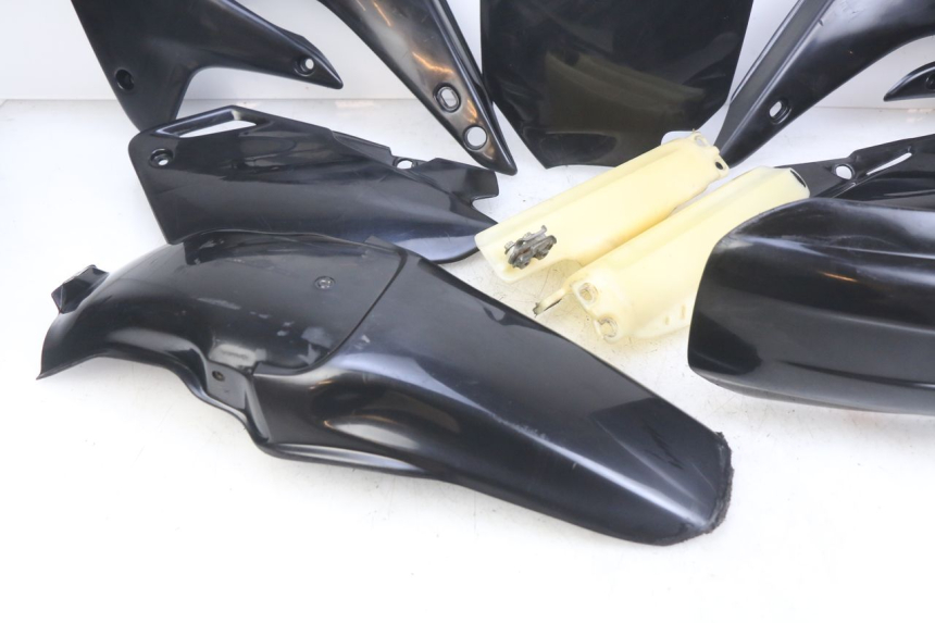 photo de CARROSSERIE CARENAGE COMPLET HONDA CR 80 (2001 - 2003) - Focus structure