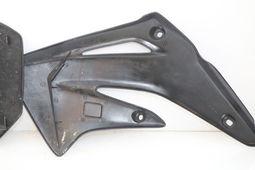 photo de CARROSSERIE CARENAGE COMPLET HONDA CR 80 (2001 - 2003) - Zoom état d’usage