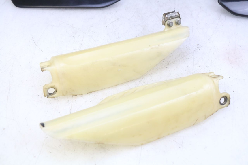 photo de CARROSSERIE CARENAGE COMPLET HONDA CR 80 (2001 - 2003) - État de surface