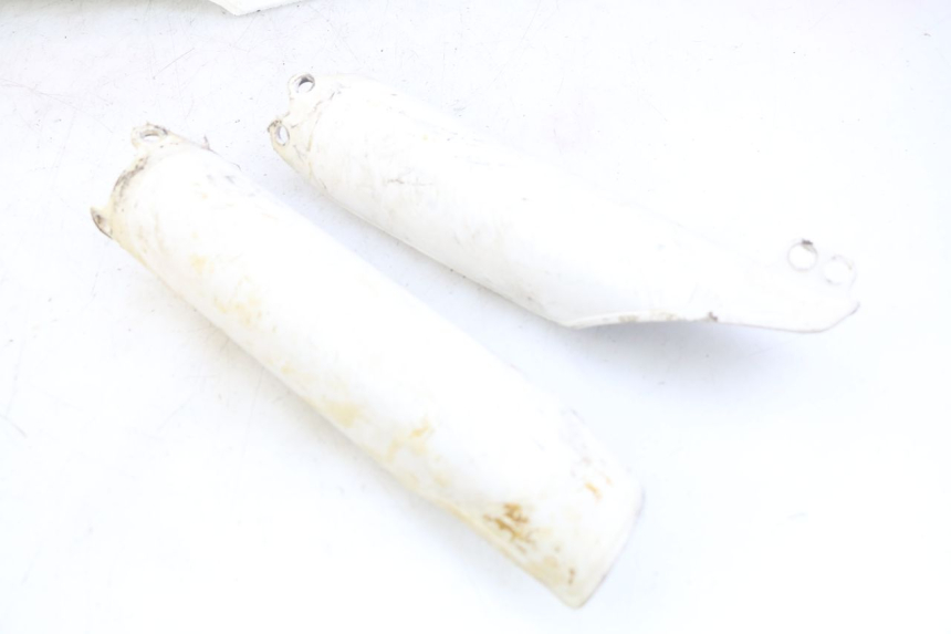 photo de CARROSSERIE CARENAGE COMPLET HONDA CRF CR-F 450 (2009 - 2012) - Angle alternatif