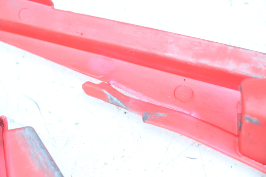 photo de CARROSSERIE CARENAGE COMPLET HONDA CRF CR-F 450 (2009 - 2012) - Détail de la pièce