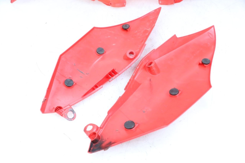 photo de CARROSSERIE CARENAGE COMPLET HONDA CRF R 250 (2020 - 2021) - Vue rapprochée