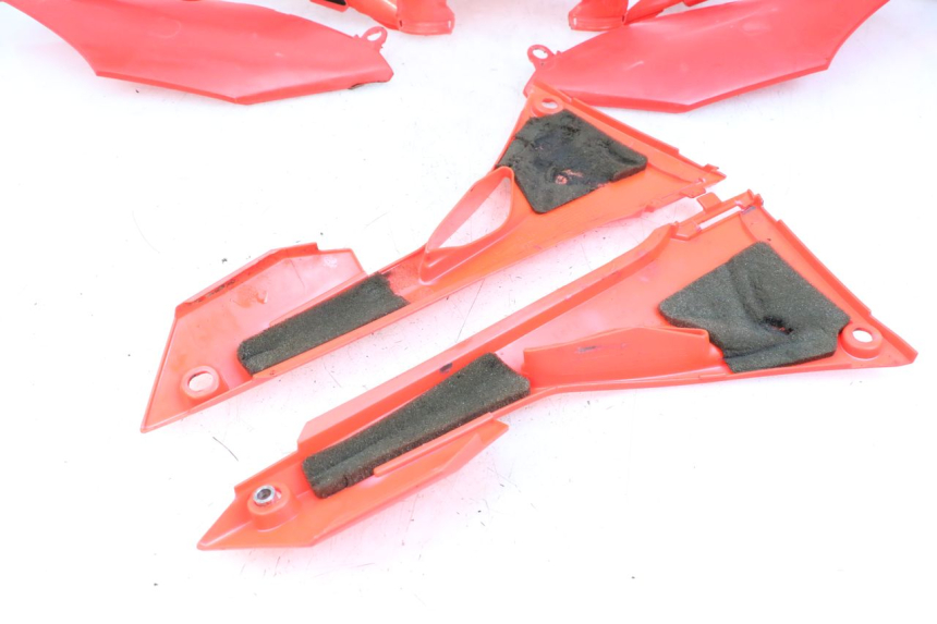 photo de CARROSSERIE CARENAGE COMPLET HONDA CRF R 250 (2020 - 2021) - Angle alternatif