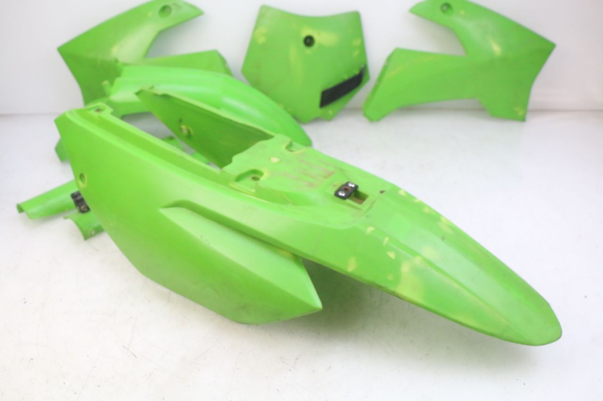 photo de CARROSSERIE CARENAGE COMPLET APOLLO DIRT BIKE 125 (2010 - 2018) - Inspection visuelle