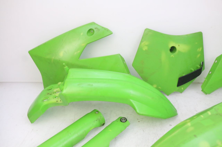 photo de CARROSSERIE CARENAGE COMPLET APOLLO DIRT BIKE 125 (2010 - 2018) - Zoom qualité